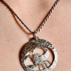 Kettenanhänger "Skorpion"